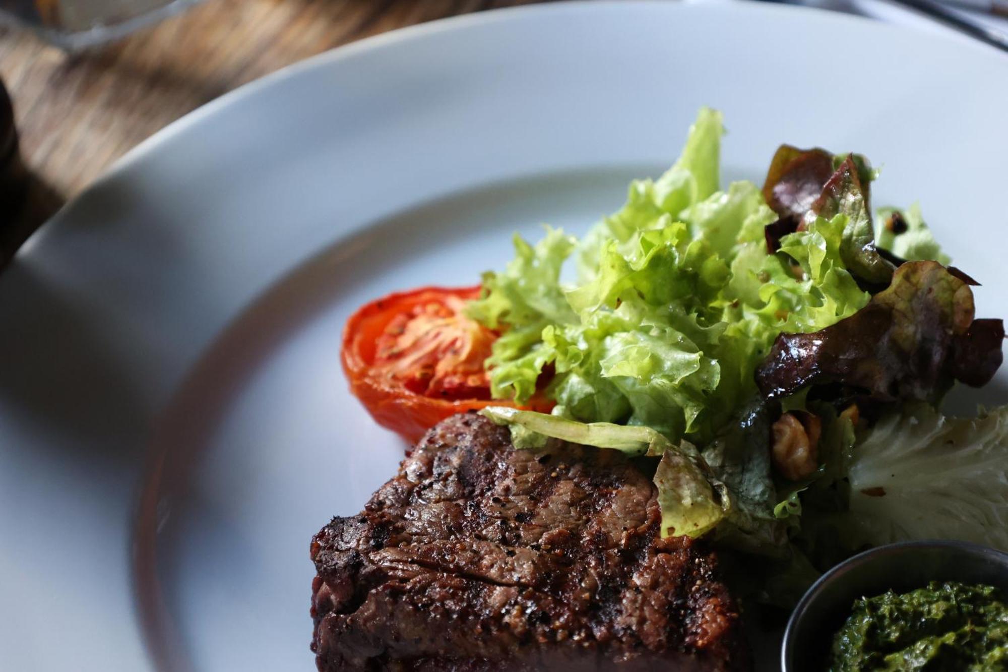 The Porterhouse Grill & Herberg 4*