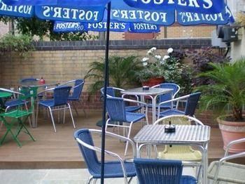 Мини-отель The Porterhouse Grill &